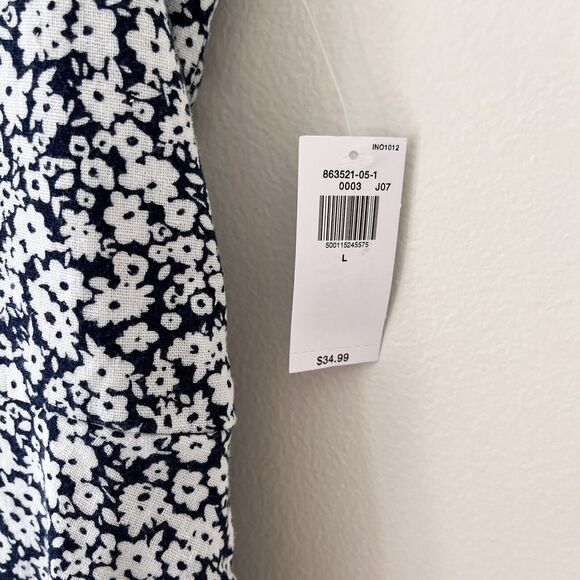 Old Navy Blue And White Smocked Back Spaghetti Strap Floral Sun Dress NWT- Large - Picture 3 of 4